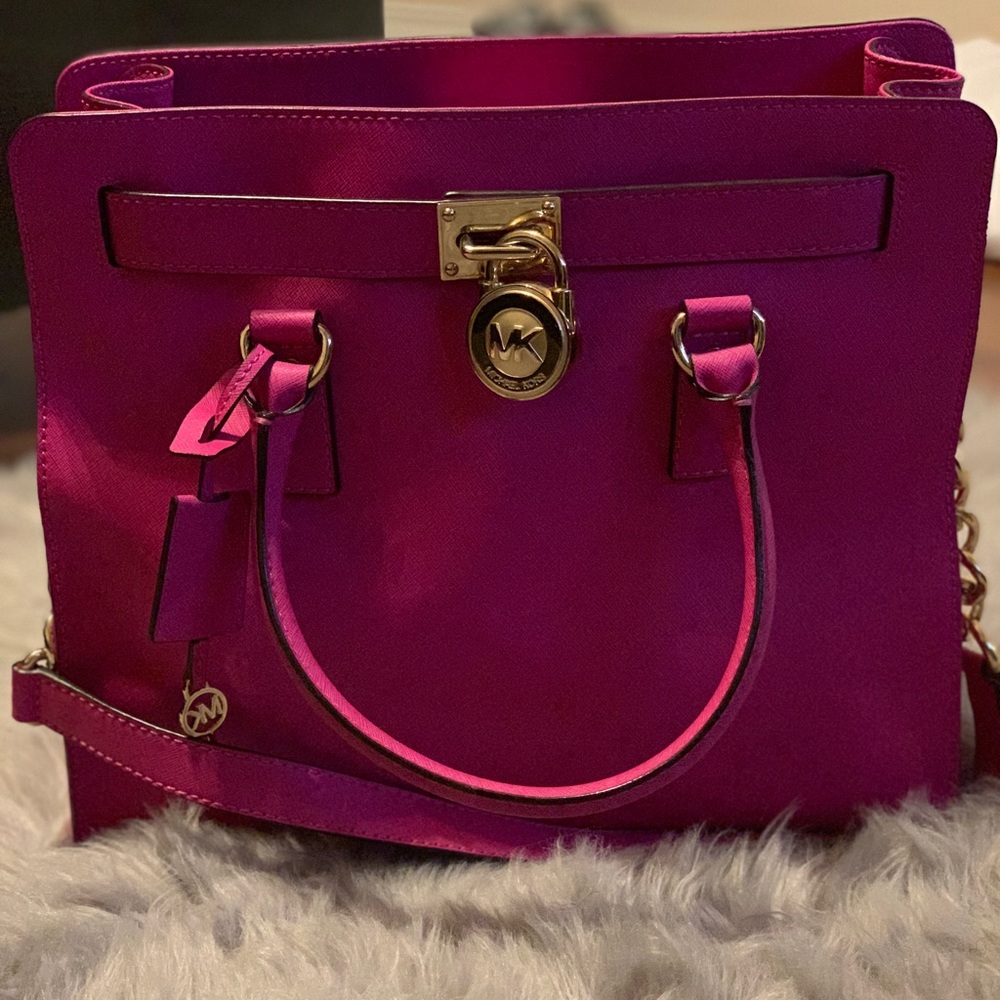 Excellent Condition Large Hamilton